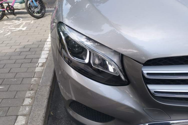 Used Mercedes-Benz GLC 2019 GLC 200 L 4MATIC Right Front Headlight