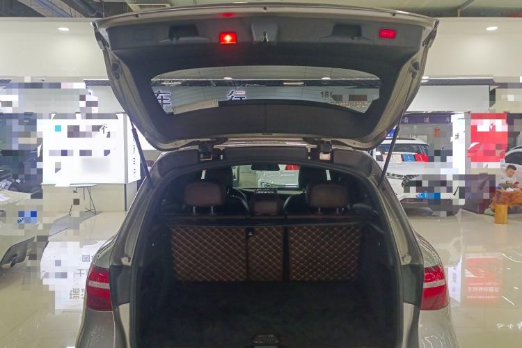 Used Mercedes-Benz GLC 2019 GLC 200 L 4MATIC Trunk