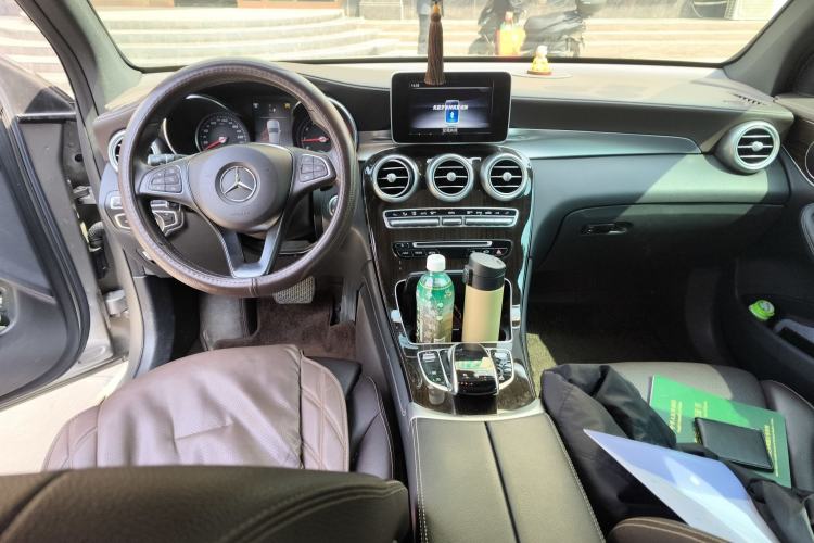 Used Mercedes-Benz GLC 2019 Facelift GLC 260 L 4MATIC Luxury Model Center Console