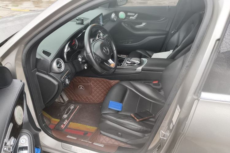Used Mercedes-Benz GLC 2019 Facelift GLC 260 L 4MATIC Luxury Model Driver Seat