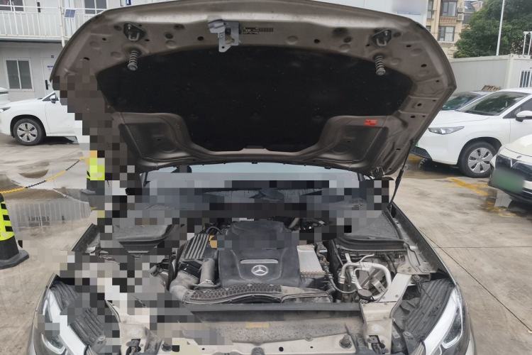 Used Mercedes-Benz GLC 2019 Facelift GLC 260 L 4MATIC Luxury Model Engine Bay