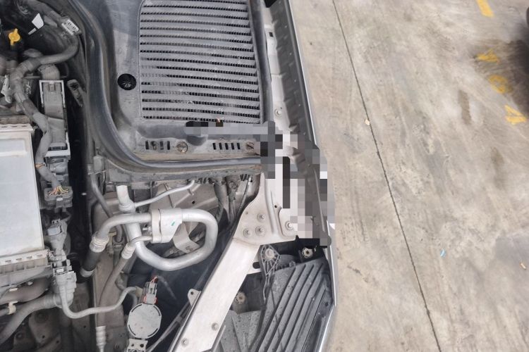 Used Mercedes-Benz GLC 2019 Facelift GLC 260 L 4MATIC Luxury Model Engine Bay Left