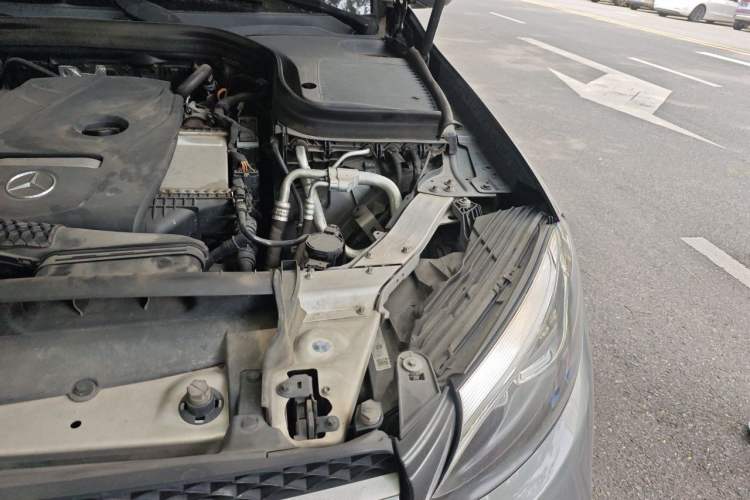 Used Mercedes-Benz GLC 2019 GLC 260 L 4MATIC Dynamic Model Engine Bay Left