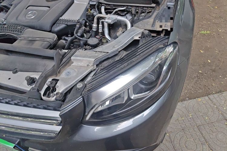 Used Mercedes-Benz GLC 2019 GLC 260 L 4MATIC Luxury Model Engine Bay Left