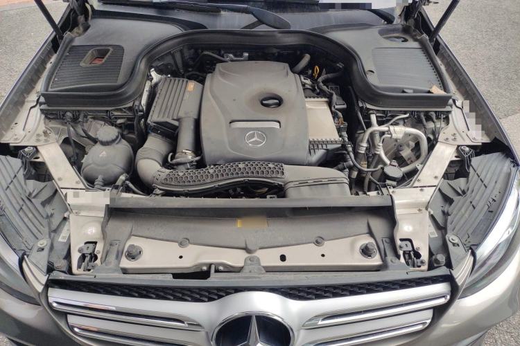 Used Mercedes-Benz GLC 2019 GLC 260 L 4MATIC Dynamic Model Engine Bay