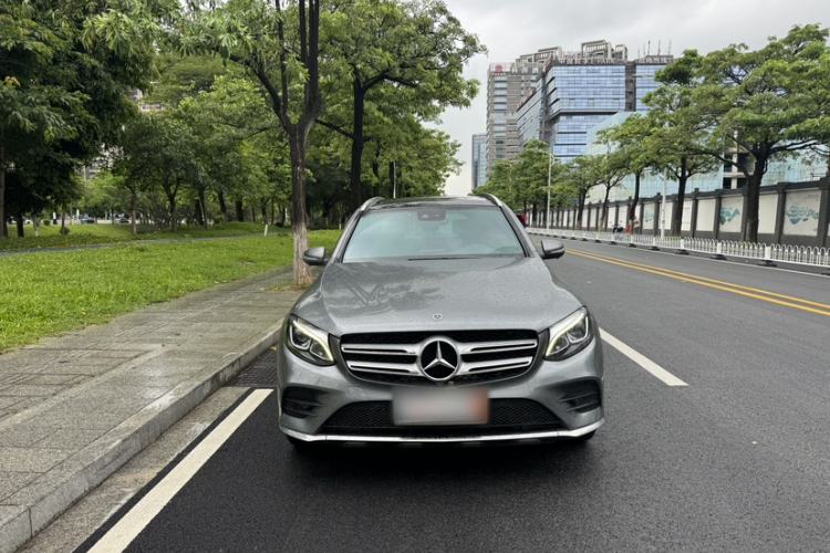 Used Mercedes-Benz GLC 2019 Facelift GLC 260 L 4MATIC Luxury Model Exterior 4