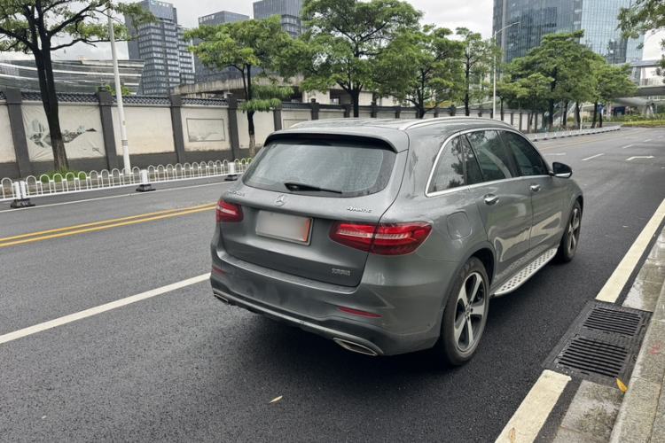 Used Mercedes-Benz GLC 2019 Facelift GLC 260 L 4MATIC Luxury Model Exterior 5