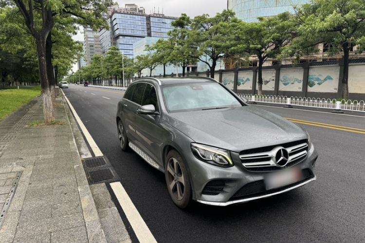 Used Mercedes-Benz GLC 2019 Facelift GLC 260 L 4MATIC Luxury Model Exterior 6