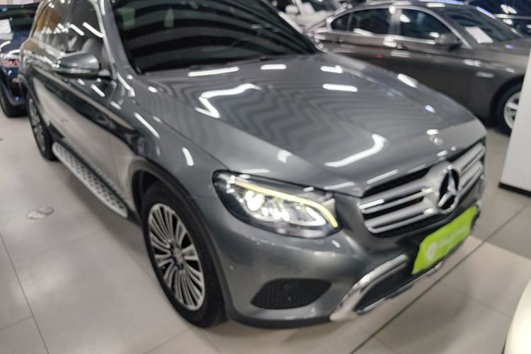 Used Mercedes-Benz GLC 2019 GLC 200 L 4MATIC Front Right 45 Deg