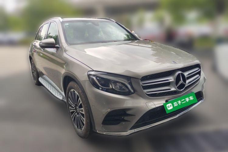 Used Mercedes-Benz GLC 2019 GLC 260 L 4MATIC Dynamic Model Front Right 45 Deg