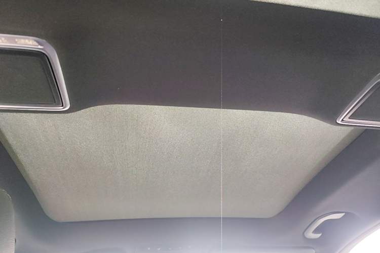 Used Mercedes-Benz GLC 2019 GLC 260 L 4MATIC Dynamic Model Headliner