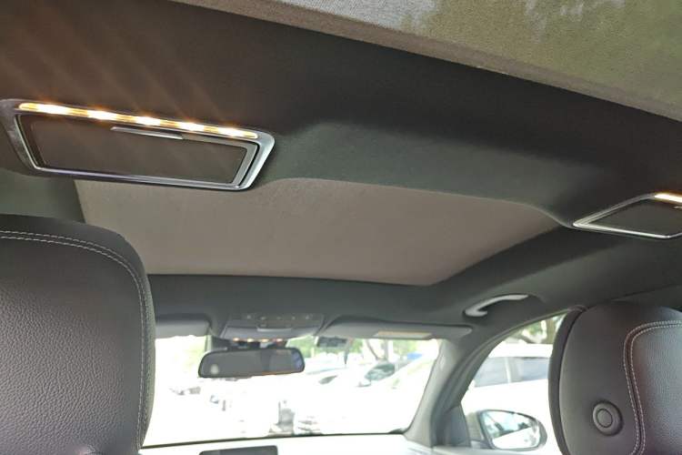 Used Mercedes-Benz GLC 2019 GLC 260 L 4MATIC Luxury Model Headliner