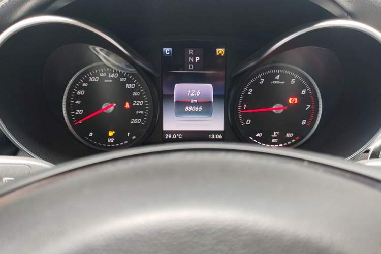 Used Mercedes-Benz GLC 2019 Facelift GLC 260 L 4MATIC Luxury Model Instrument Cluster