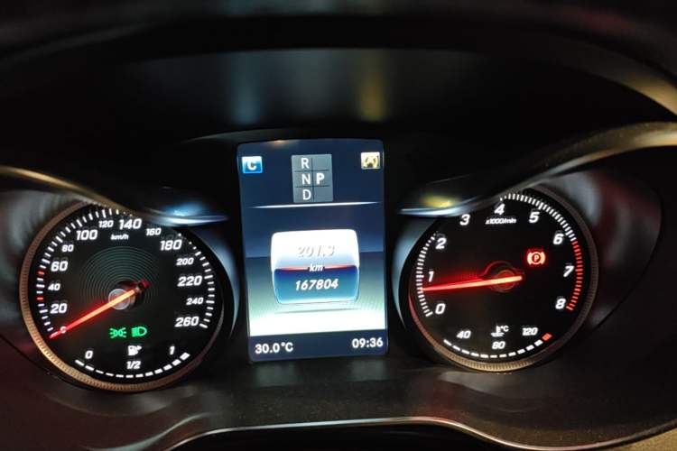 Used Mercedes-Benz GLC 2019 Facelift GLC 260 L 4MATIC Luxury Model Instrument Cluster