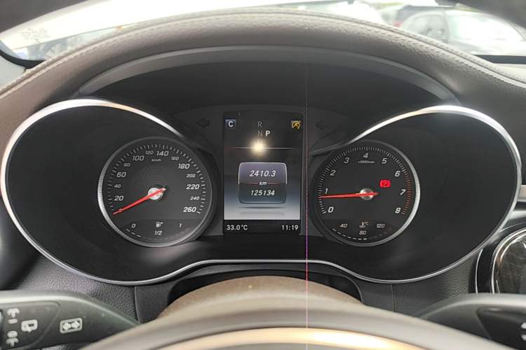 Used Mercedes-Benz GLC 2019 GLC 260 L 4MATIC Dynamic Model Instrument Cluster