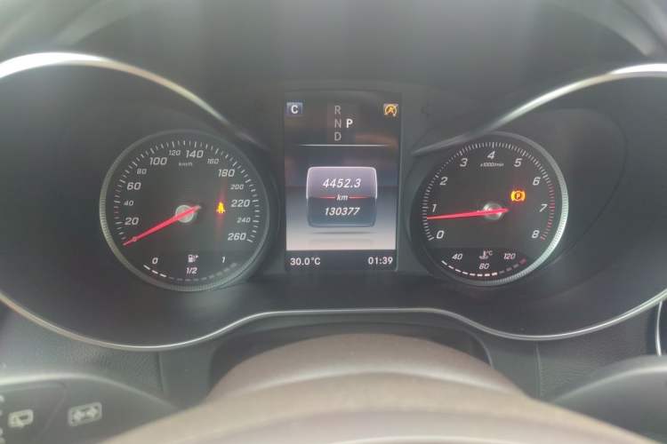 Used Mercedes-Benz GLC 2019 GLC 260 L 4MATIC Luxury Model Instrument Cluster