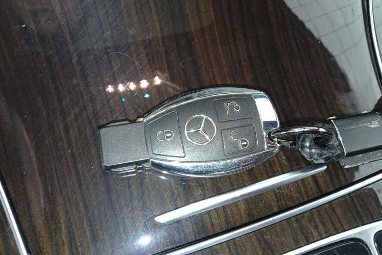 Used Mercedes-Benz GLC 2019 Facelift GLC 260 L 4MATIC Luxury Model Interior 1