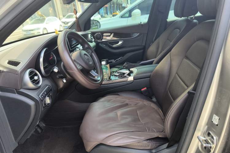 Used Mercedes-Benz GLC 2019 Facelift GLC 260 L 4MATIC Luxury Model Left Front Seat