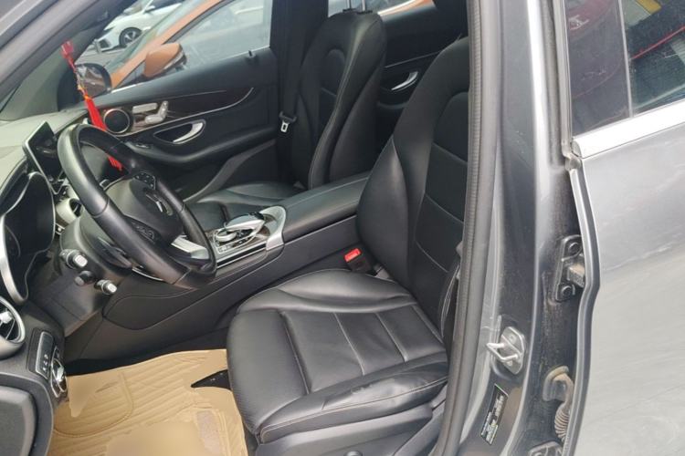 Used Mercedes-Benz GLC 2019 Facelift GLC 260 L 4MATIC Luxury Model Left Front Seat