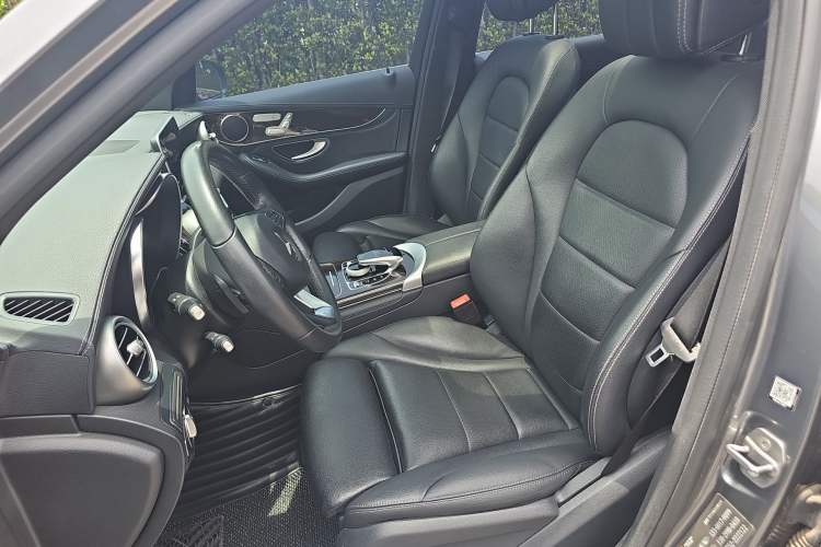 Used Mercedes-Benz GLC 2019 GLC 260 L 4MATIC Dynamic Model Left Front Seat