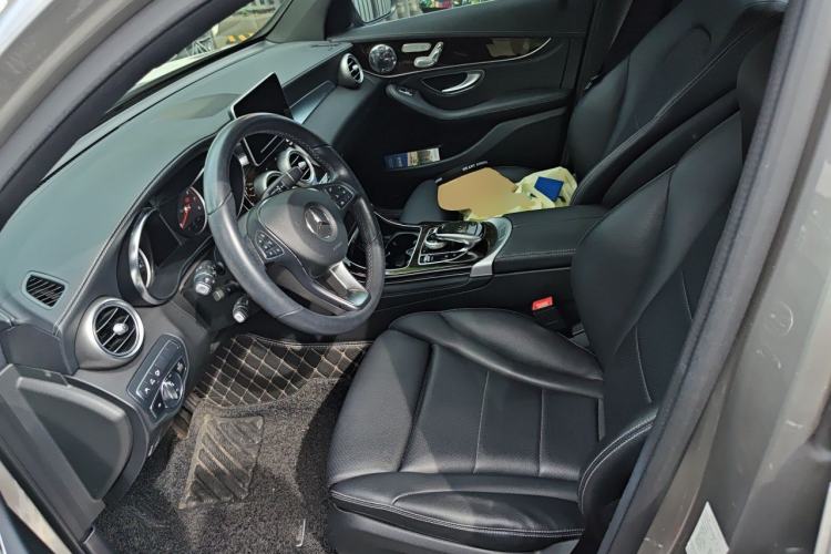 Used Mercedes-Benz GLC 2019 GLC 260 L 4MATIC Luxury Model Left Front Seat
