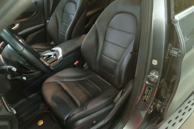 Used Mercedes-Benz GLC 2019 Facelift GLC 260 L 4MATIC Luxury Model Left Front Seat