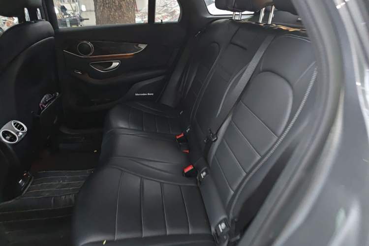 Used Mercedes-Benz GLC 2019 GLC 260 L 4MATIC Luxury Model Left Rear Seat