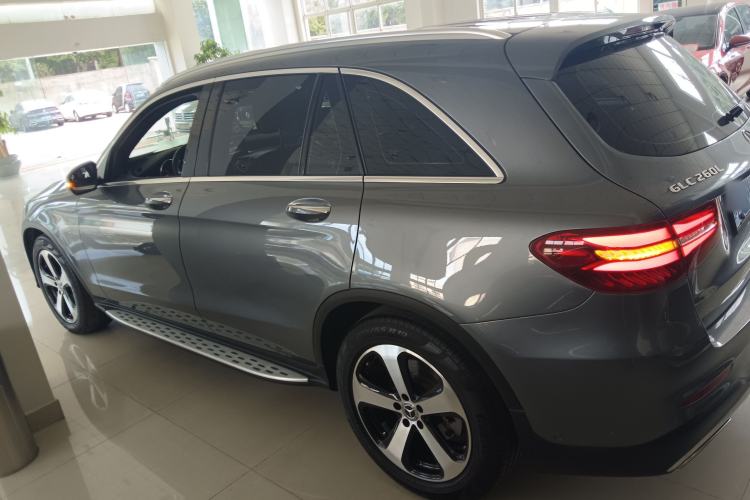Used Mercedes-Benz GLC 2019 Facelift GLC 260 L 4MATIC Luxury Model Left Side