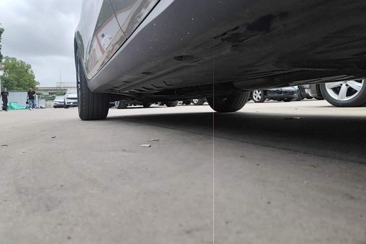 Used Mercedes-Benz GLC 2019 GLC 260 L 4MATIC Dynamic Model Left Side Sill
