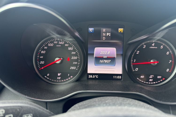 Used Mercedes-Benz GLC 2019 Facelift GLC 260 L 4MATIC Luxury Model Odometer Close Up