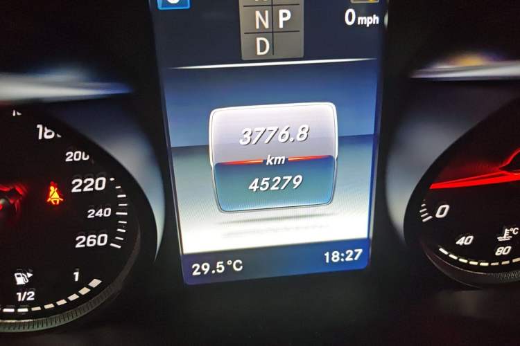 Used Mercedes-Benz GLC 2019 GLC 260 L 4MATIC Luxury Model Odometer Close Up