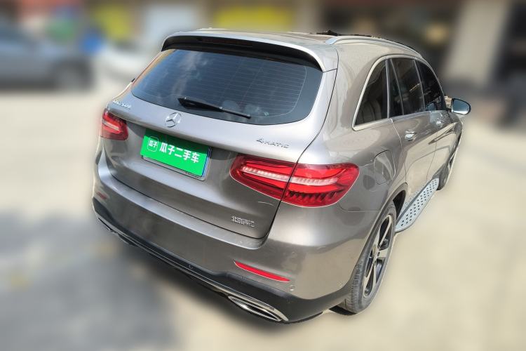 Used Mercedes-Benz GLC 2019 Facelift GLC 260 L 4MATIC Luxury Model Rear Right 45 Deg