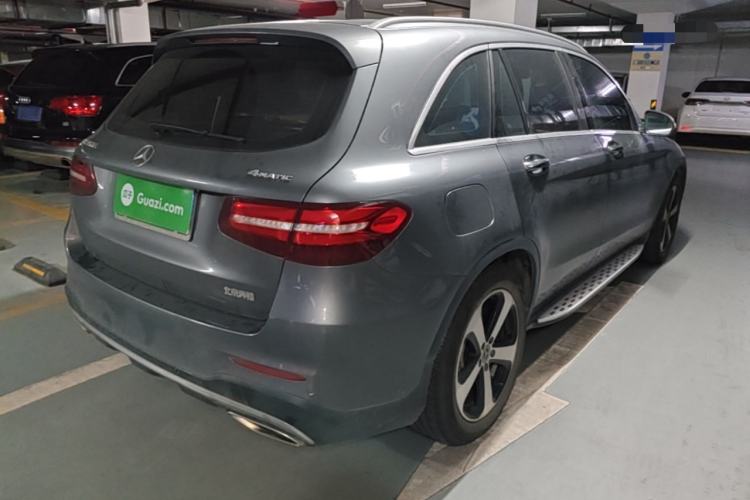 Used Mercedes-Benz GLC 2019 Facelift GLC 260 L 4MATIC Luxury Model Rear Right 45 Deg