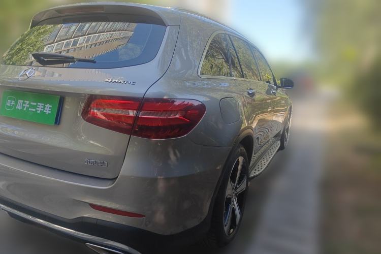 Used Mercedes-Benz GLC 2019 GLC 300 L 4MATIC Dynamic Model Rear Right 45 Deg