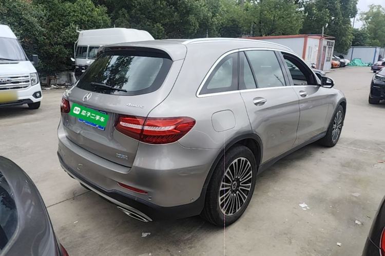 Used Mercedes-Benz GLC 2019 GLC 260 L 4MATIC Dynamic Model Rear Right 45 Deg