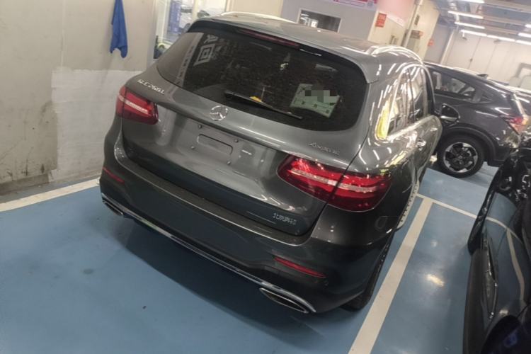 Used Mercedes-Benz GLC 2019 GLC 260 L 4MATIC Dynamic Model Rear Right 45 Deg