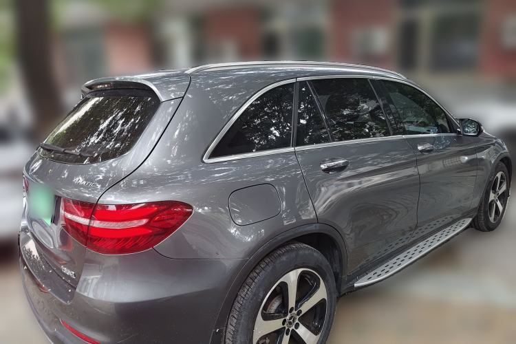 Used Mercedes-Benz GLC 2019 GLC 260 L 4MATIC Luxury Model Rear Right 45 Deg