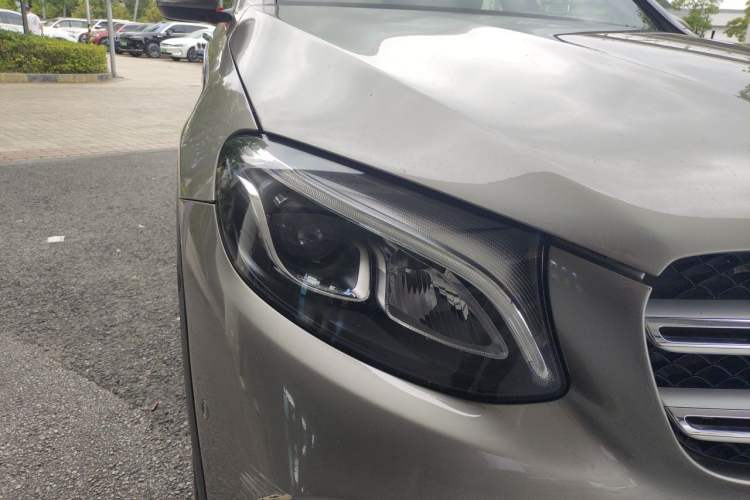 Used Mercedes-Benz GLC 2019 GLC 260 L 4MATIC Dynamic Model Right Front Headlight