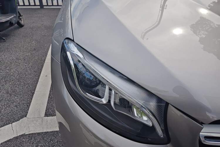 Used Mercedes-Benz GLC 2019 GLC 260 L 4MATIC Luxury Model Right Front Headlight