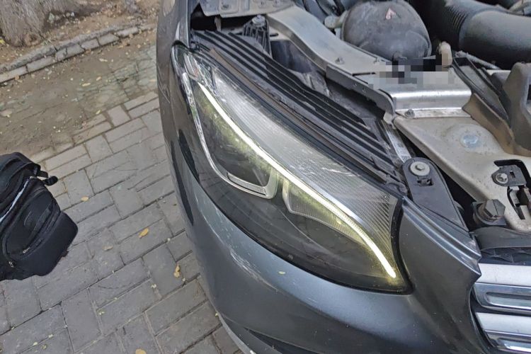 Used Mercedes-Benz GLC 2019 GLC 260 L 4MATIC Luxury Model Right Front Headlight