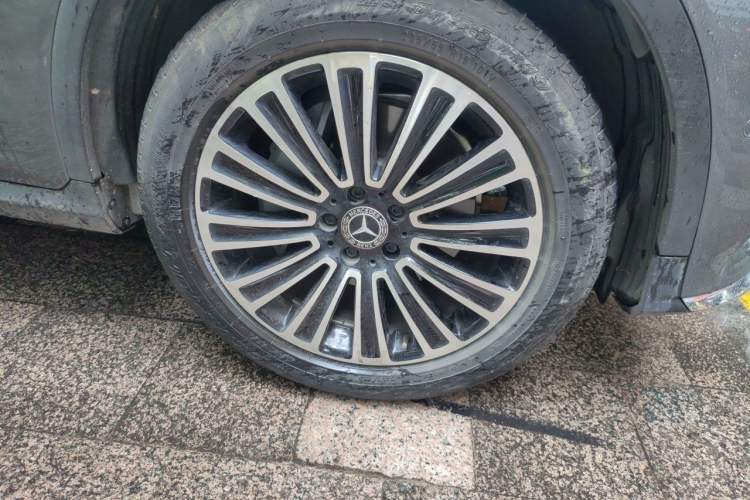 Used Mercedes-Benz GLC 2019 GLC 260 L 4MATIC Dynamic Model Right Front Wheel Hub