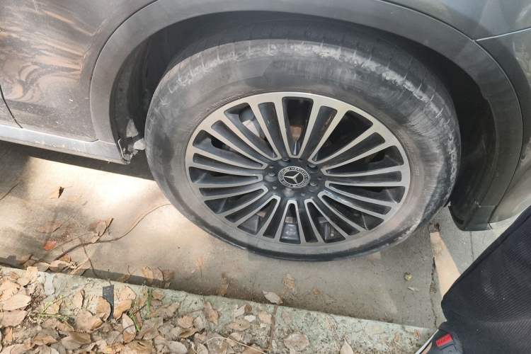 Used Mercedes-Benz GLC 2019 GLC 260 L 4MATIC Dynamic Model Right Front Wheel Hub