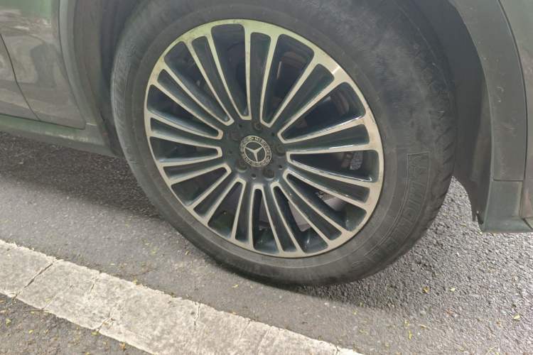 Used Mercedes-Benz GLC 2019 GLC 260 L 4MATIC Dynamic Model Right Front Wheel Hub