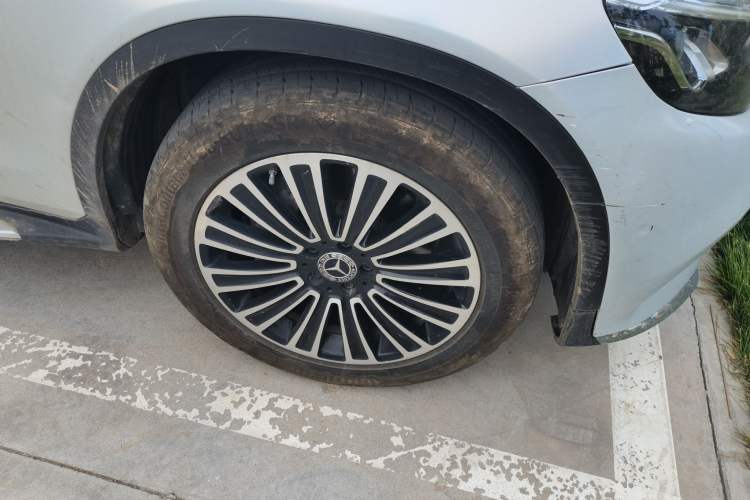 Used Mercedes-Benz GLC 2019 GLC 260 L 4MATIC Dynamic Model Right Front Wheel Hub
