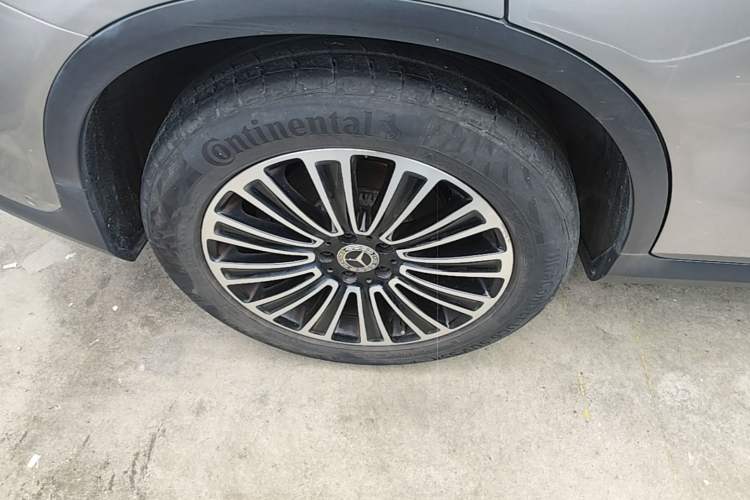 Used Mercedes-Benz GLC 2019 GLC 260 L 4MATIC Dynamic Model Right Rear Wheel Hub