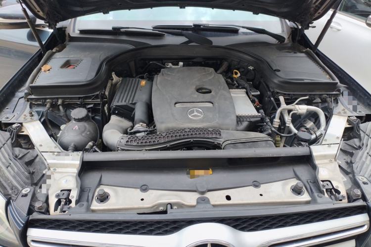 Used Mercedes-Benz GLC 2019 GLC 260 L 4MATIC Dynamic Model Engine Bay