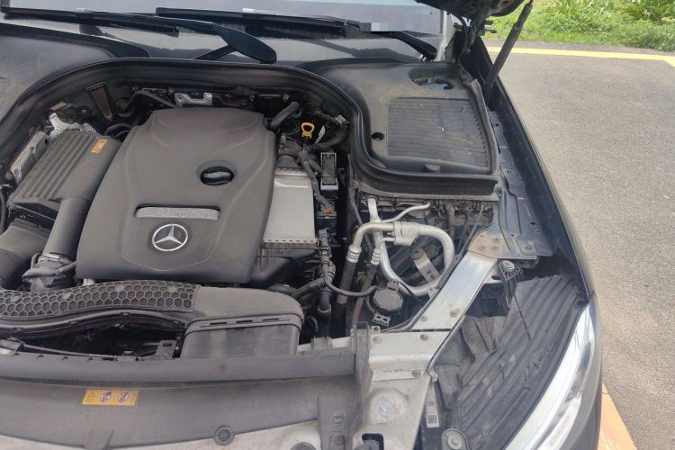 Used Mercedes-Benz GLC 2019 GLC 300 L 4MATIC Dynamic Model Engine Bay Left
