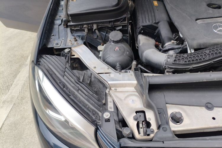Used Mercedes-Benz GLC 2019 GLC 260 L 4MATIC Dynamic Model Engine Bay Right