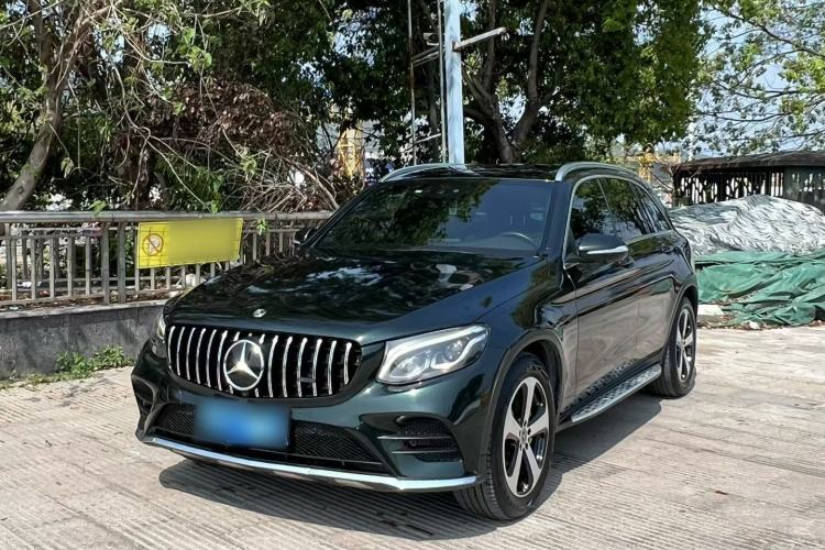 Used Mercedes-Benz GLC 2019 Facelift GLC 260 L 4MATIC Luxury Model Exterior 2