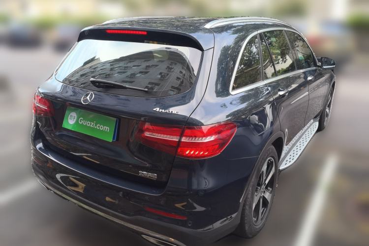 Used Mercedes-Benz GLC 2019 Facelift GLC 260 L 4MATIC Luxury Model Exterior 5